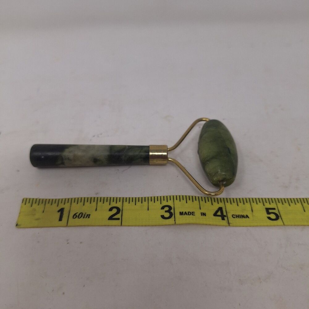 Jade Guasha Face Roller Natural Stone Manual Massager Tool Lymphatic Drainage - Picture 3 of 6